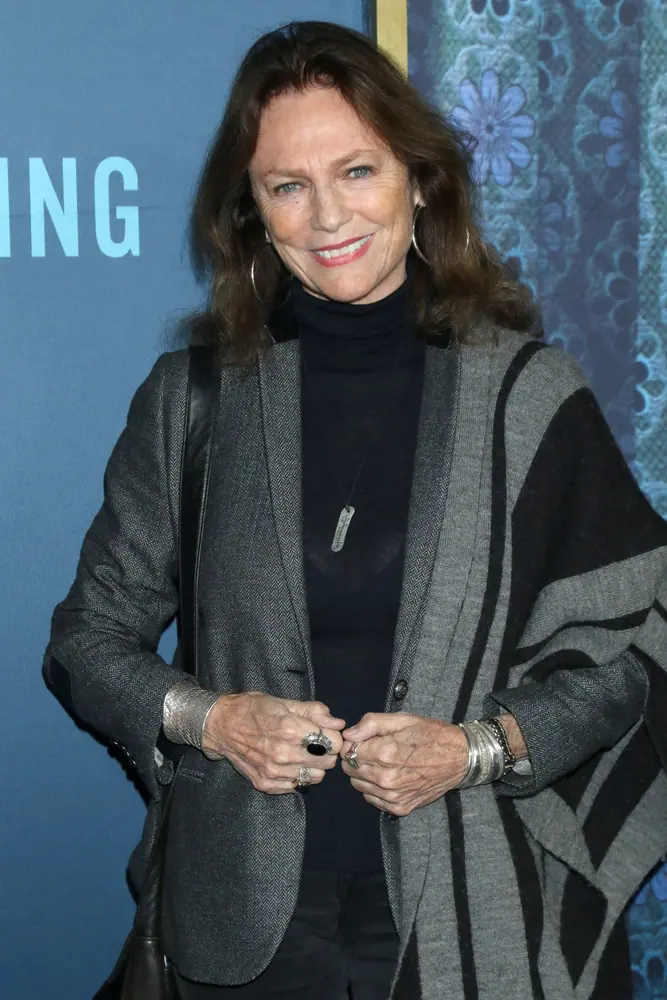 Jacqueline Bisset aujourd'hui, rayonnante et pleine de vie