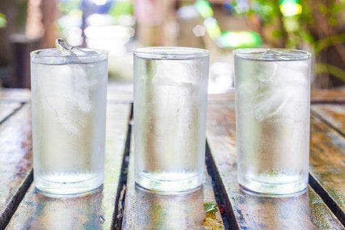 boissons plus efficaces que l’eau de citron pour perdre du poids