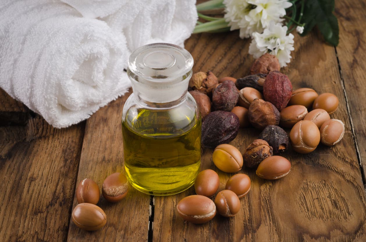 L’huile d’argan pour nourrir les cheveux 