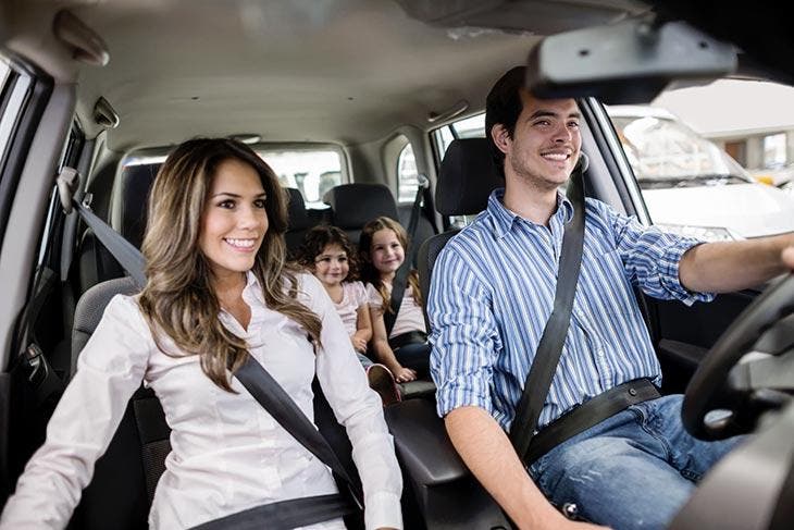 Famille en voiture