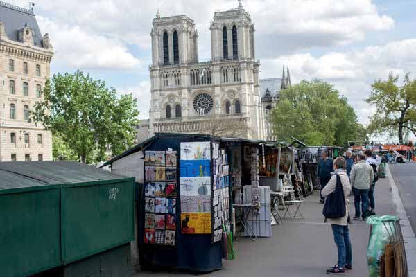 Les bouquinistes de Paris