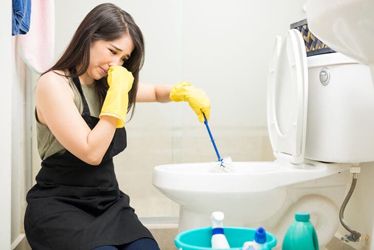 Mauvaise odeur dans la salle de bain - source ; spm