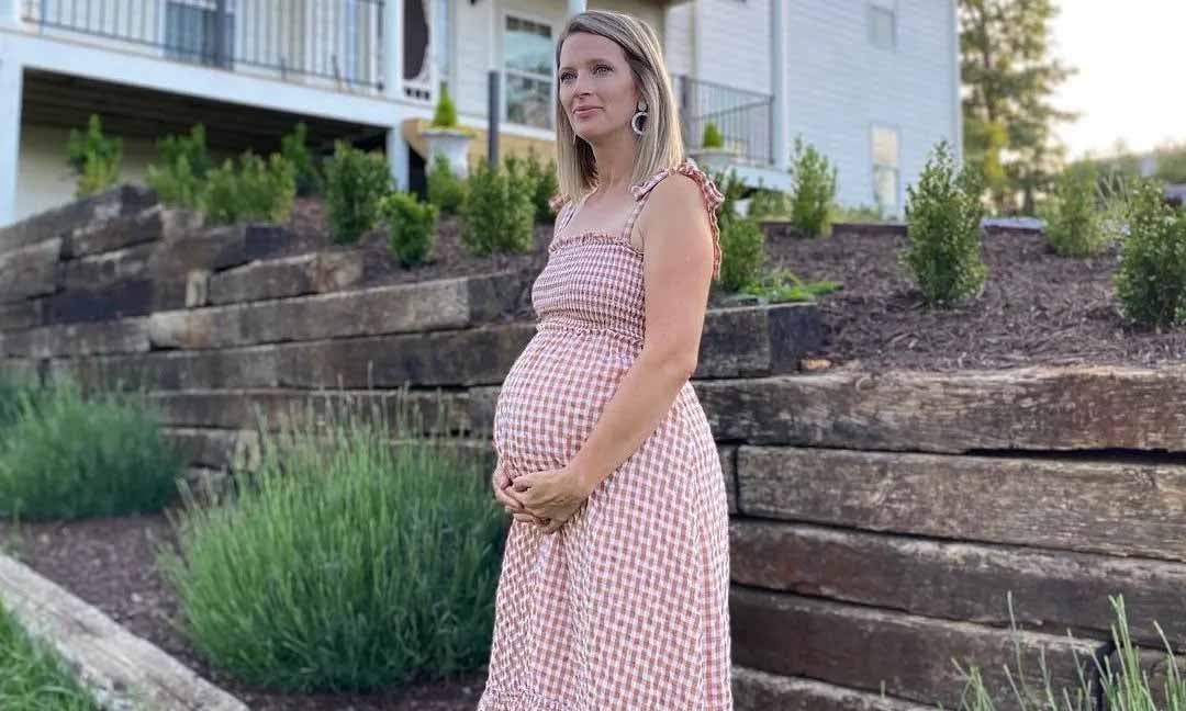 Photo de Carly enceinte de son 12 ème enfant