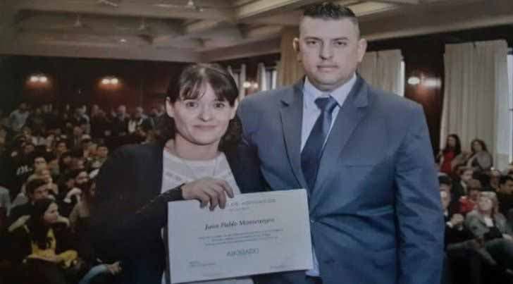 Photo de Juan Pablo le jour de sa remise de diplôme