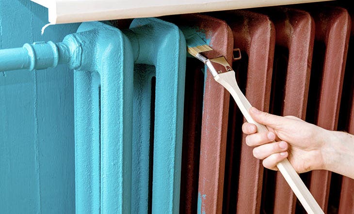 Radiateur recouvert de peinture. source : spm