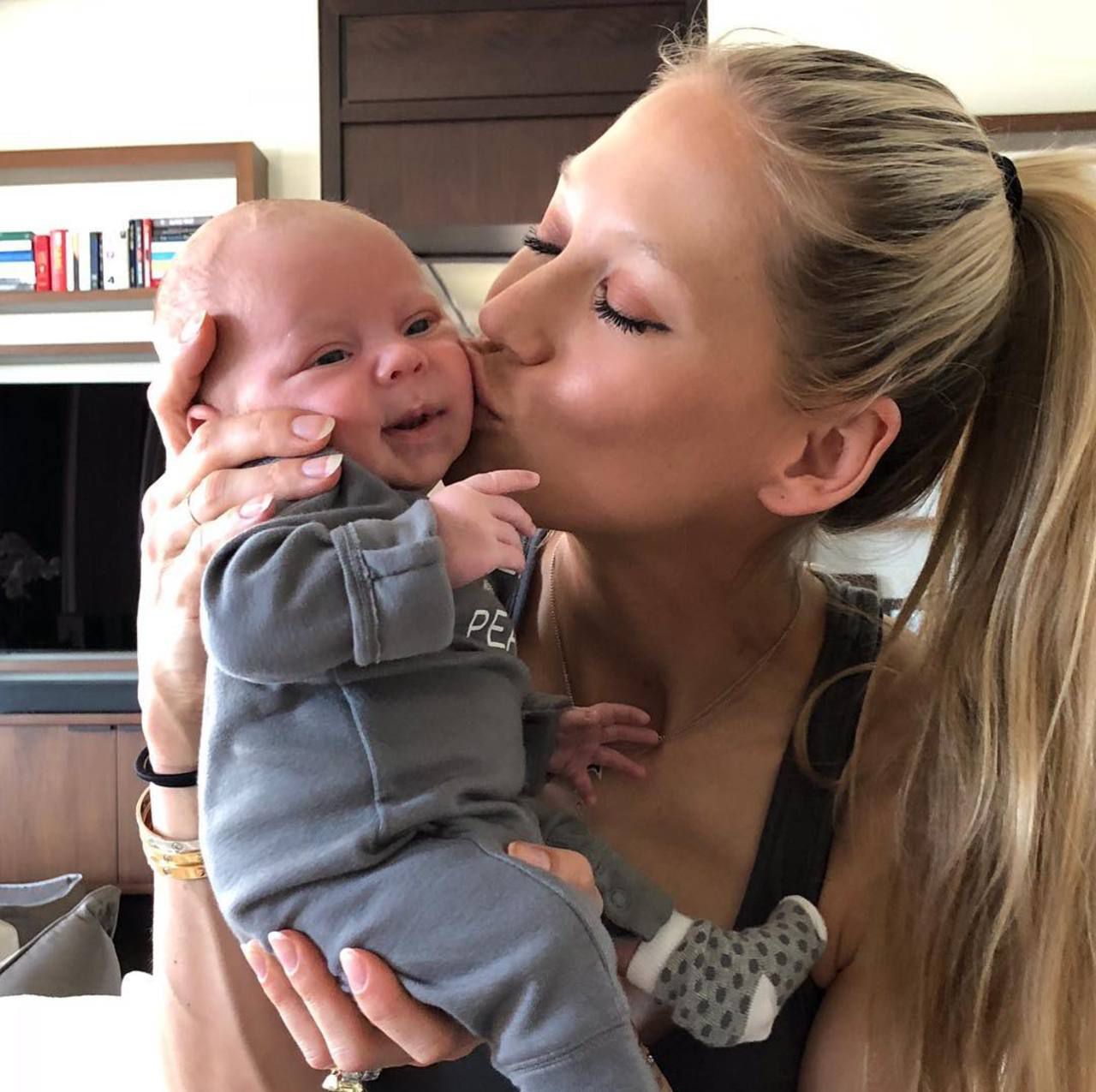 Enrique Iglesias posant en famille