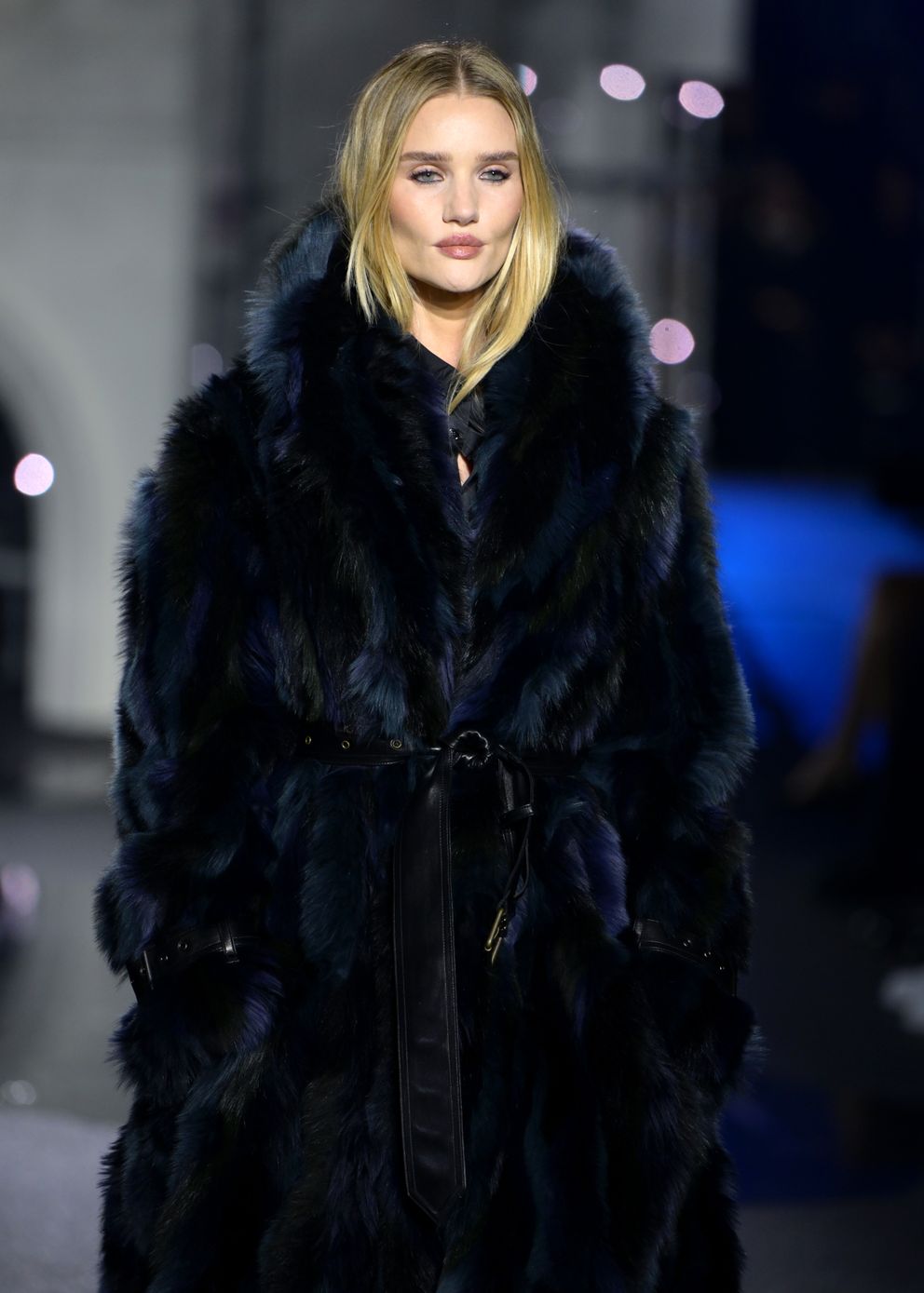 Rosie Huntington-Whiteley, icône de style et de confiance en soi