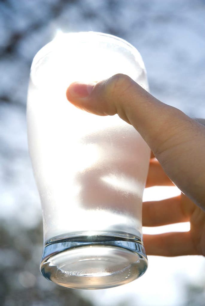 L’eau de coco est un remède naturel contre les ravageurs 