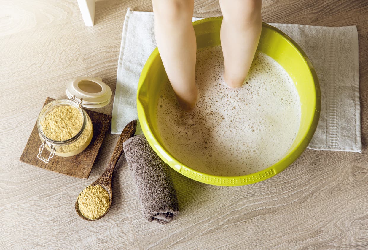 Bain de pieds contre les mycoses