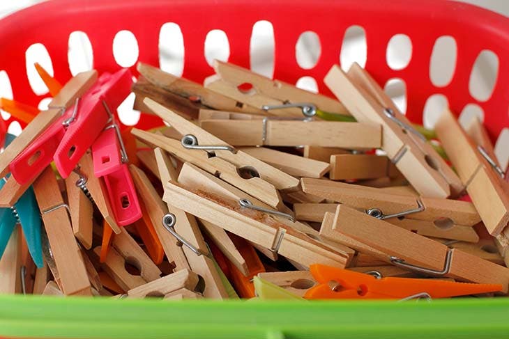 Pince à linge en bois 