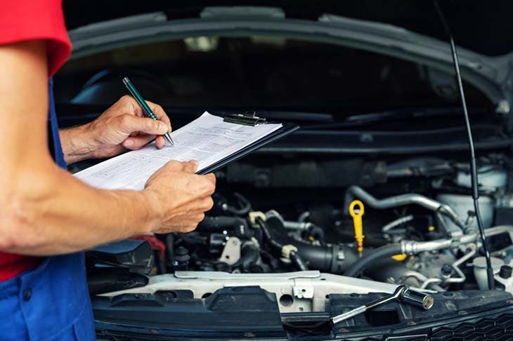 Entretien et réparation de voiture